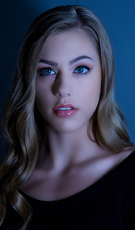 Headshot of Dawn